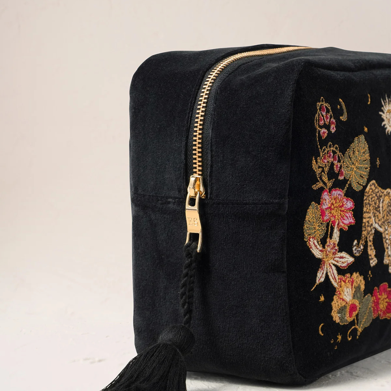 Celestial Leopard Velvet Wash Bag in Charcoal