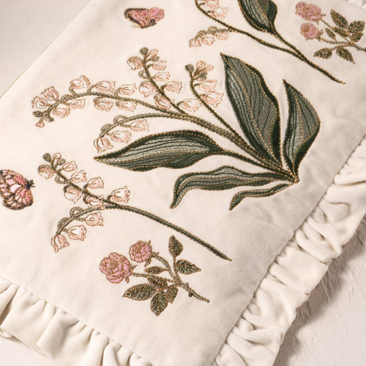 Lily of the Valley Frill Cream Velvet Pouch