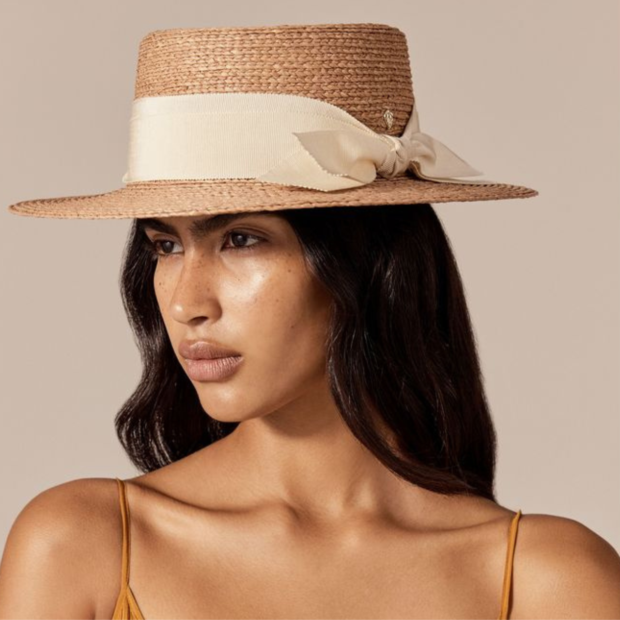 Dulani Raffia Braid Boater Hat in Nougat/Cream