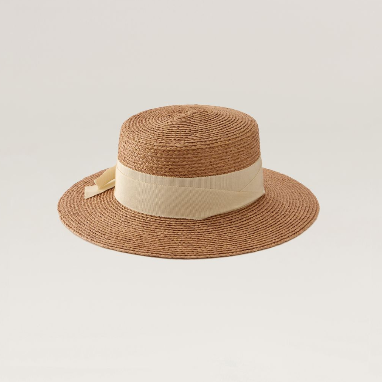 Dulani Raffia Braid Boater Hat in Nougat/Cream