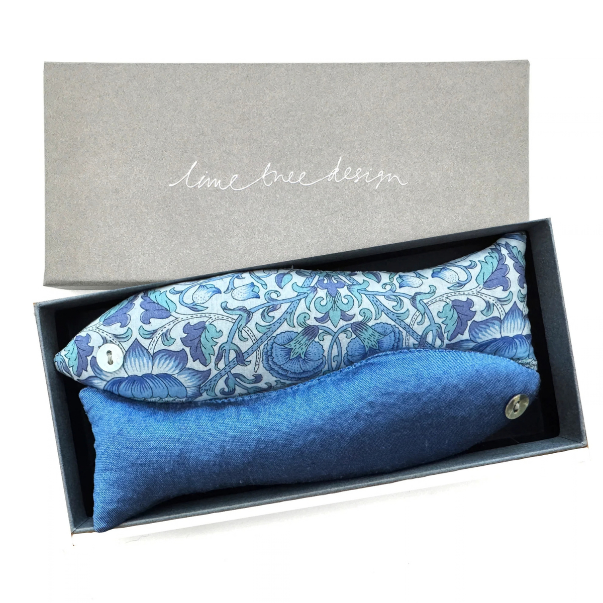 Box of 2 Lavender Fish in St Ives