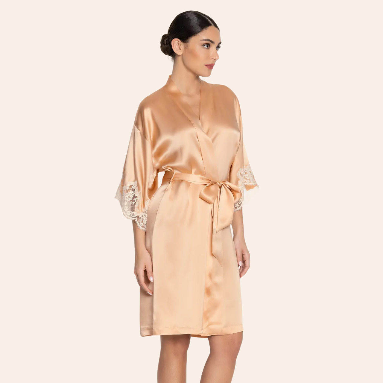 Splendeur Soie Mid-Length Silk Robe in Splendeur Peche