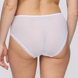 Chen Shorts in White Yacht