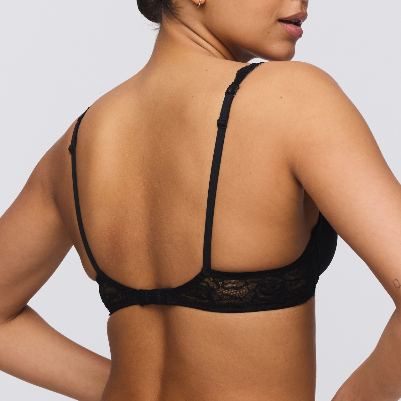 Cyrile Padded Heart Shape Bra in Black