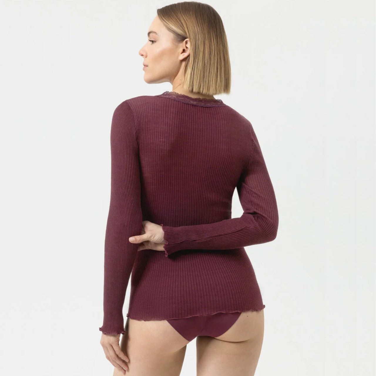 Serie Wool Expressive Long Sleeve Top in Boysenberry