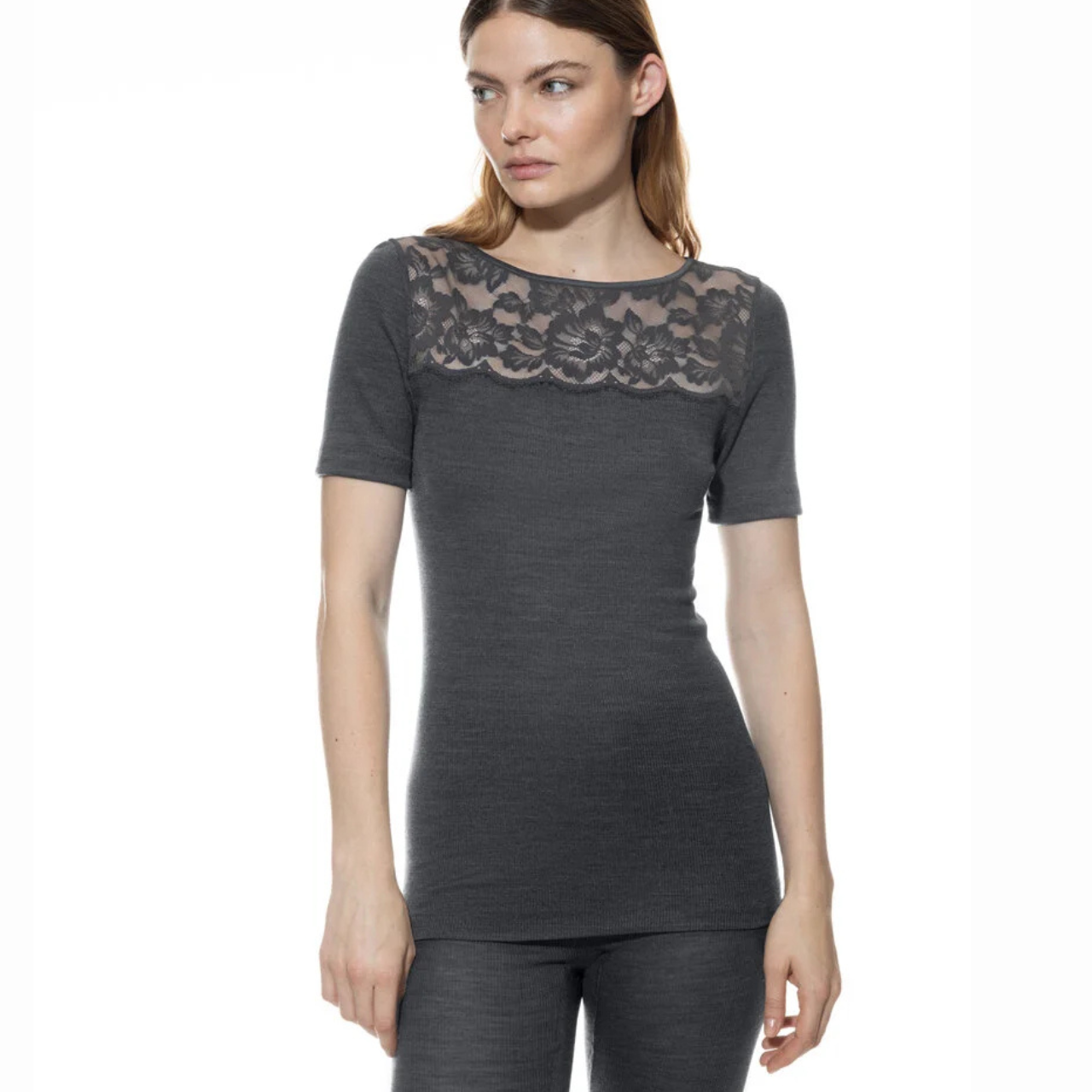 Serie Wool Love Short Sleeved Top in Thunder Grey