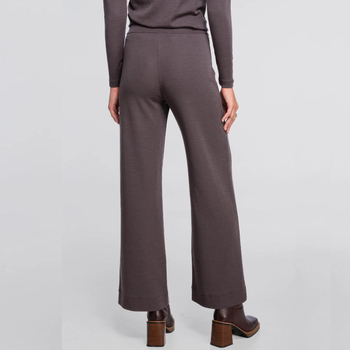 Wide-Leg Wool and Silk Trousers in Taupe