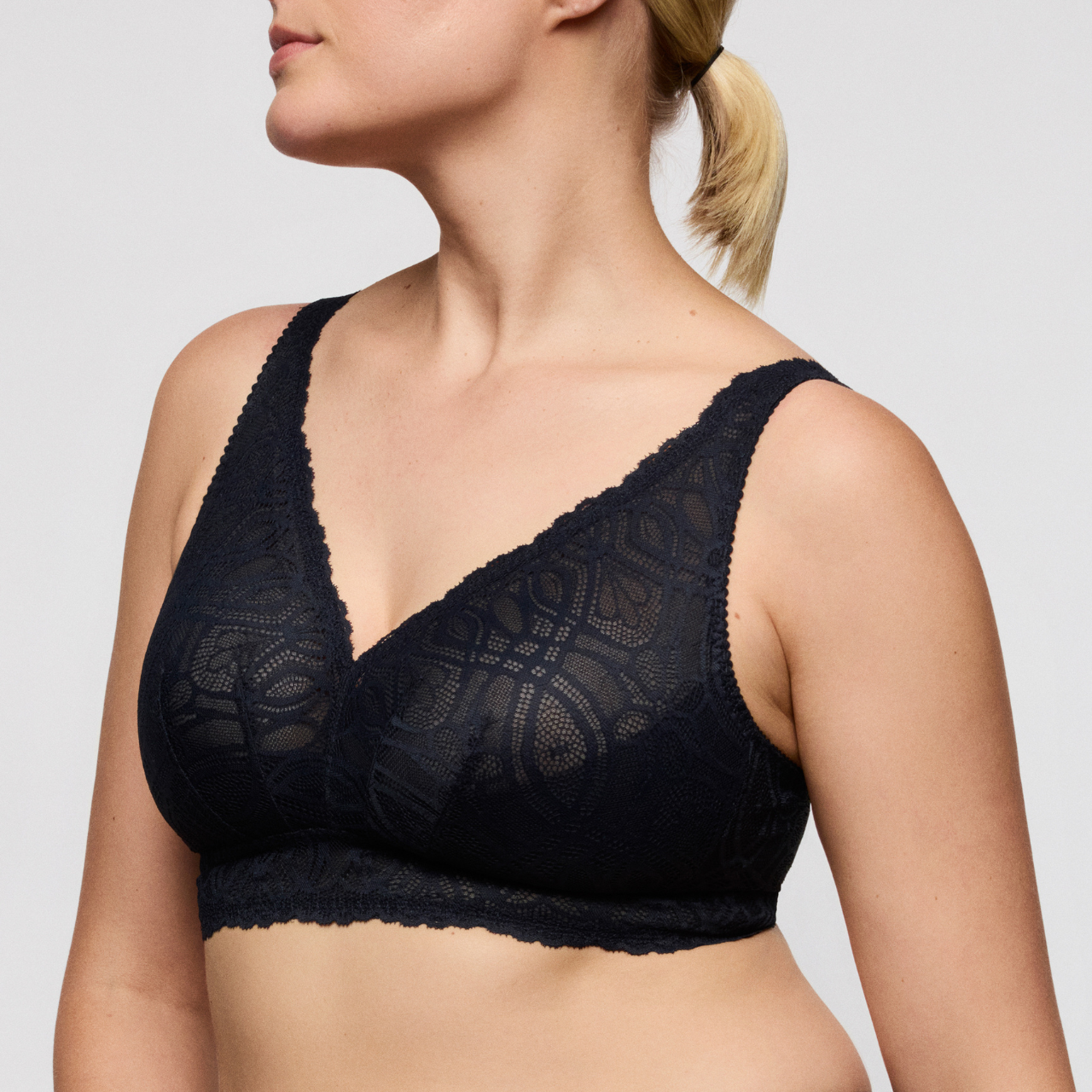 Salerno Bralette in Midnight Blue