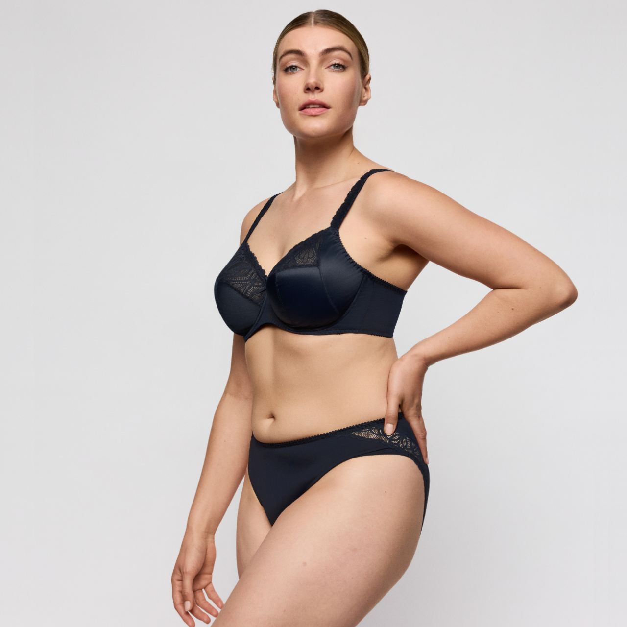 Salerno Rio Briefs in Midnight Navy