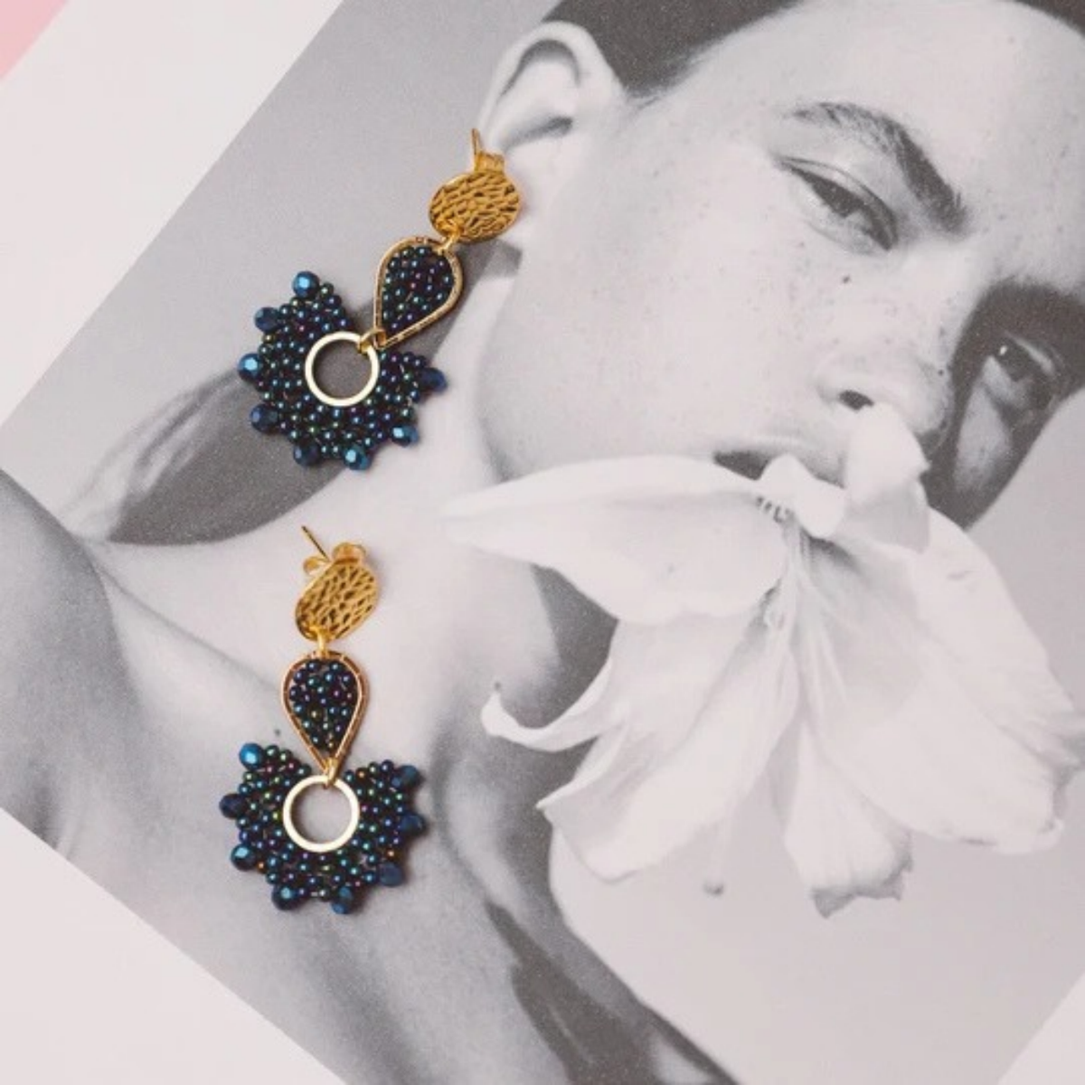 Ophélia Earrings in Navy Blue