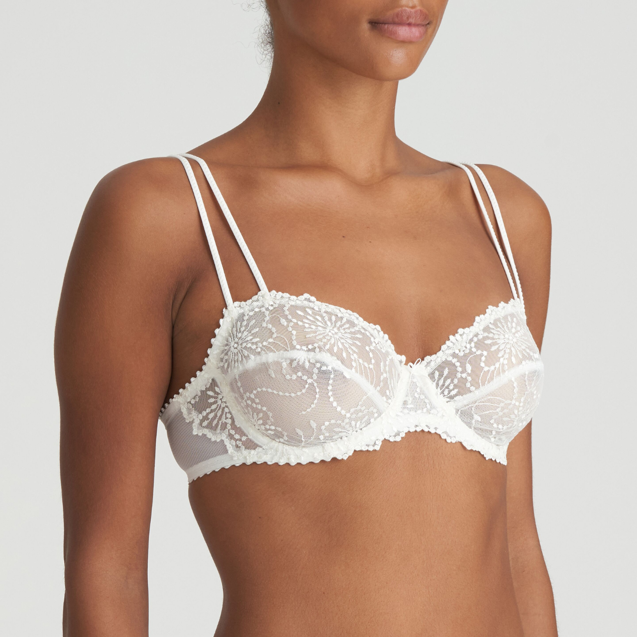 Jane Horizontal Seam Bra in Natural