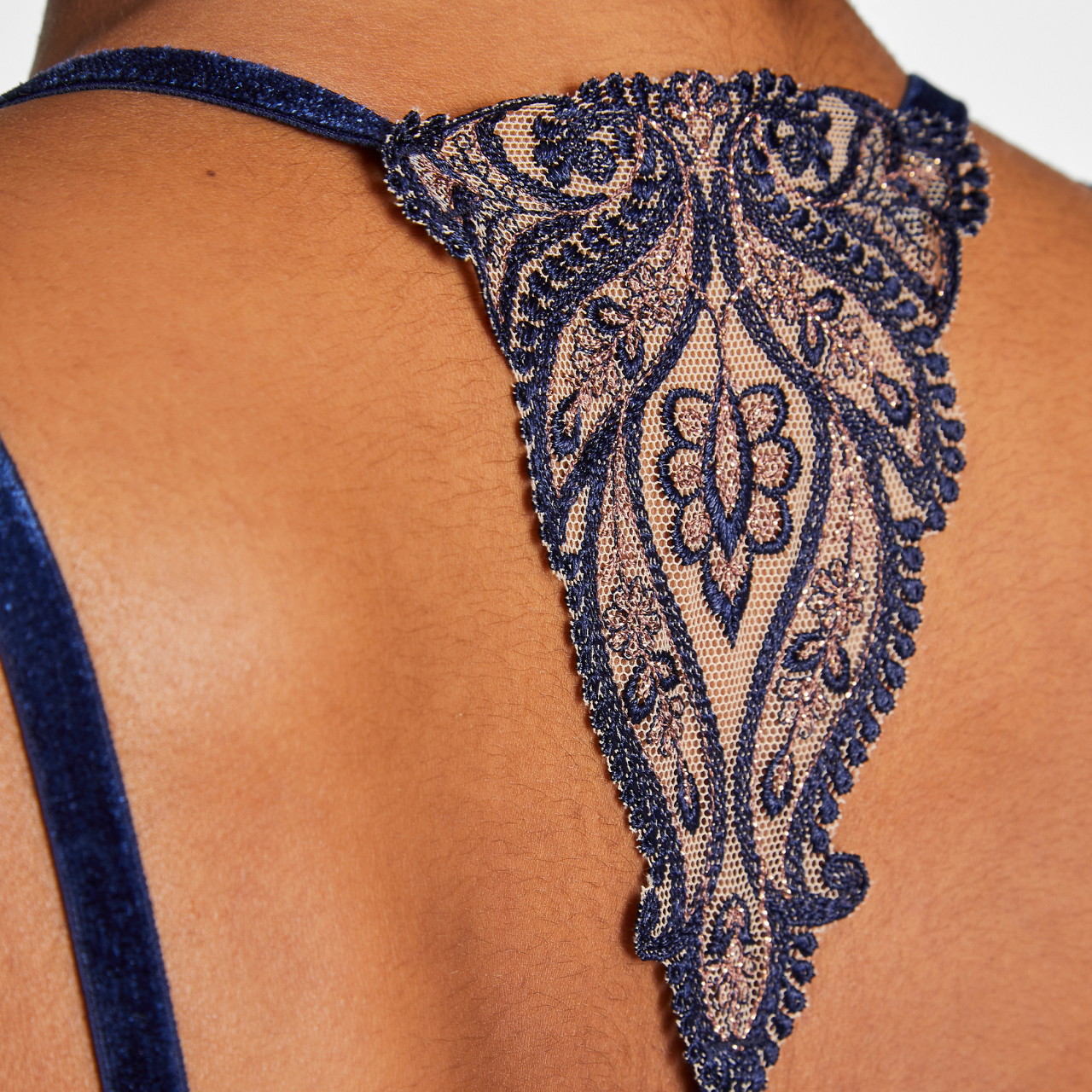 Coeurs Enlaces Plunging Triangle Bra in Nightfall