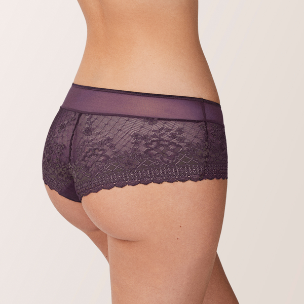Melody Seamless Shorty in Burgundy