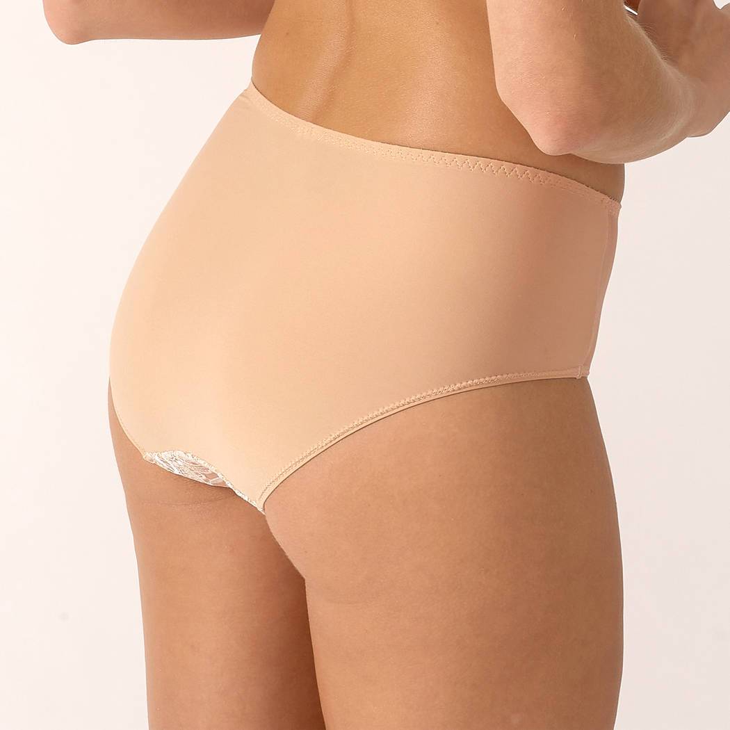 Agathe Deep Brief in Ivoire