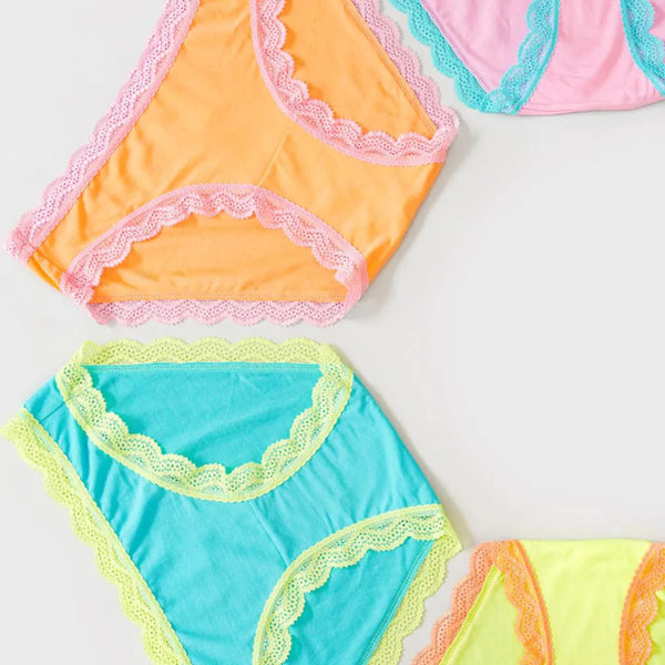 The 6 Skin-Boosting Benefits of Silk and Satin Underwear – Ugees