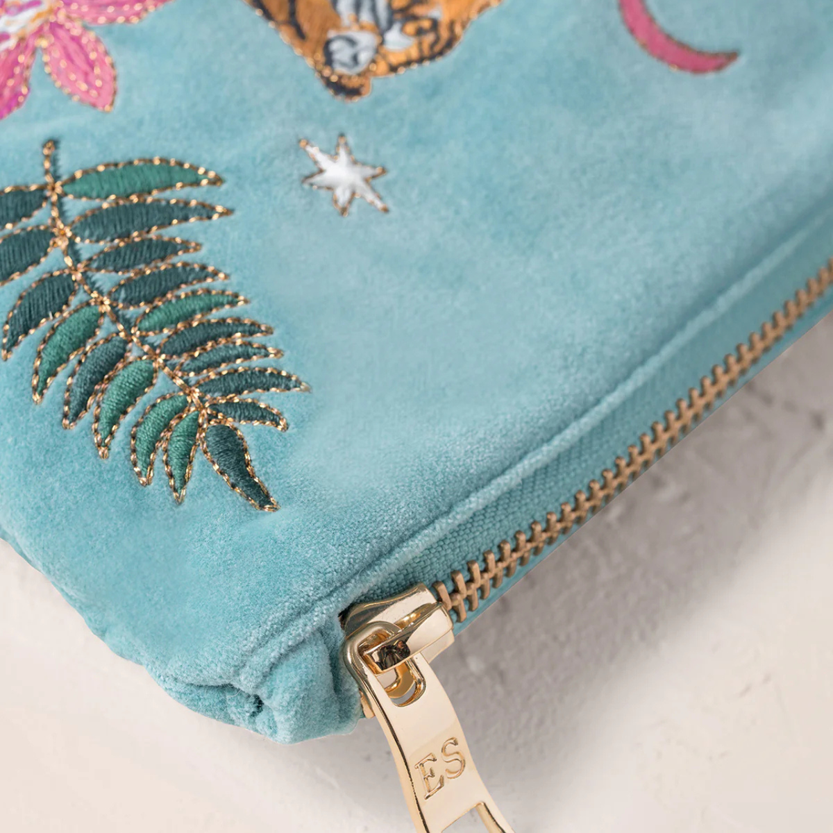 Elizabeth Scarlett Celestial Tigers Everyday Pouch | Caroline