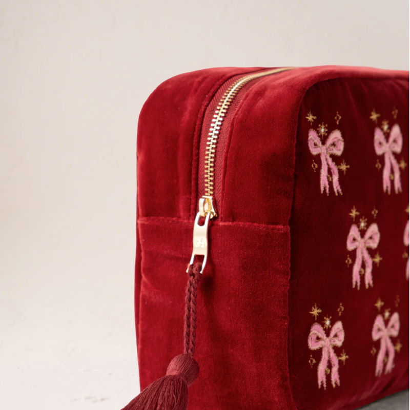 Dazzling Bows Velvet Wash Bag in Rouge