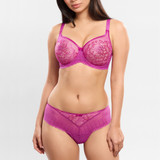Amour Underwired Seamless Bra in Magenta