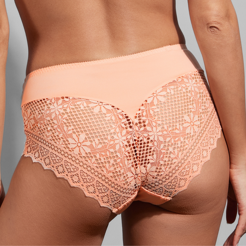 Cassiopee Limited Edition Deep Brief in Peach