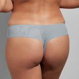 Lauren Thong in Ciel Etoile