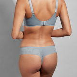 Lauren Thong in Ciel Etoile