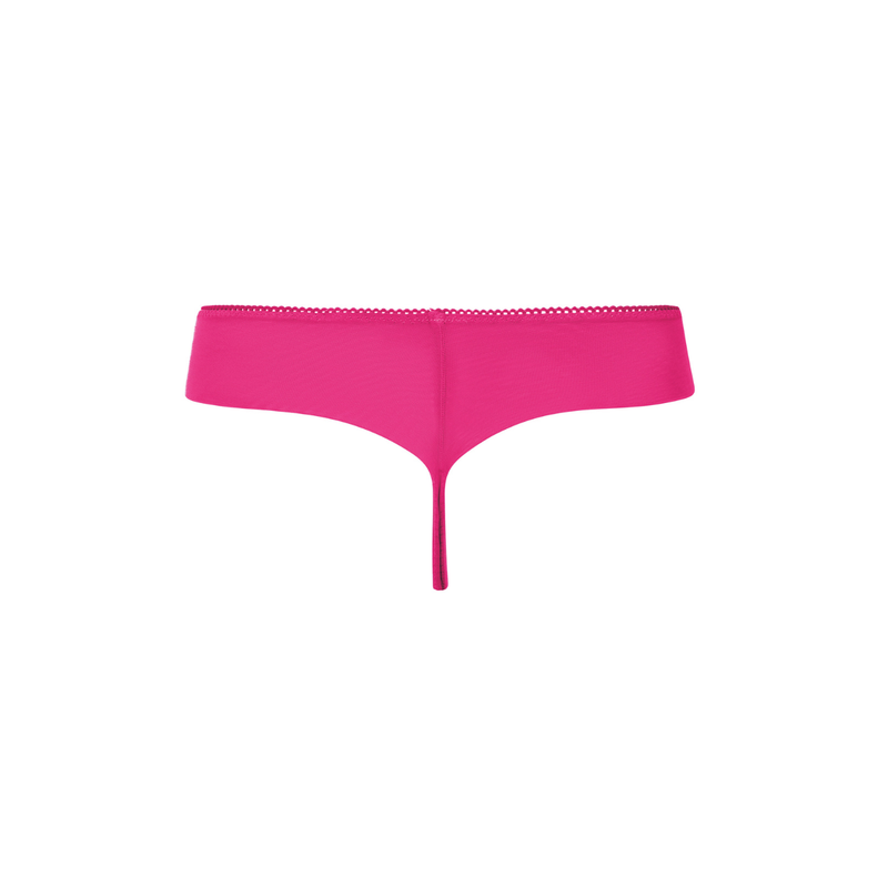 Tess Thong in Rose Samba
