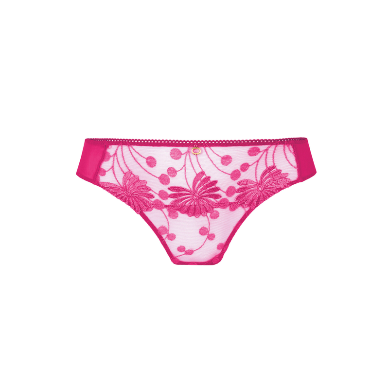 Tess Thong in Rose Samba