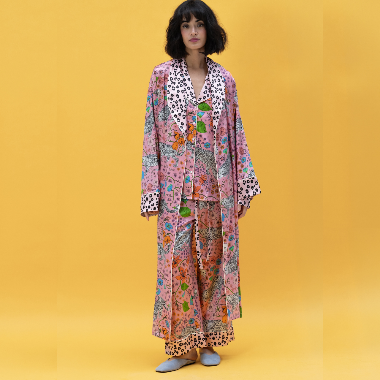 Snow Leopards Long Silk Robe in Pink