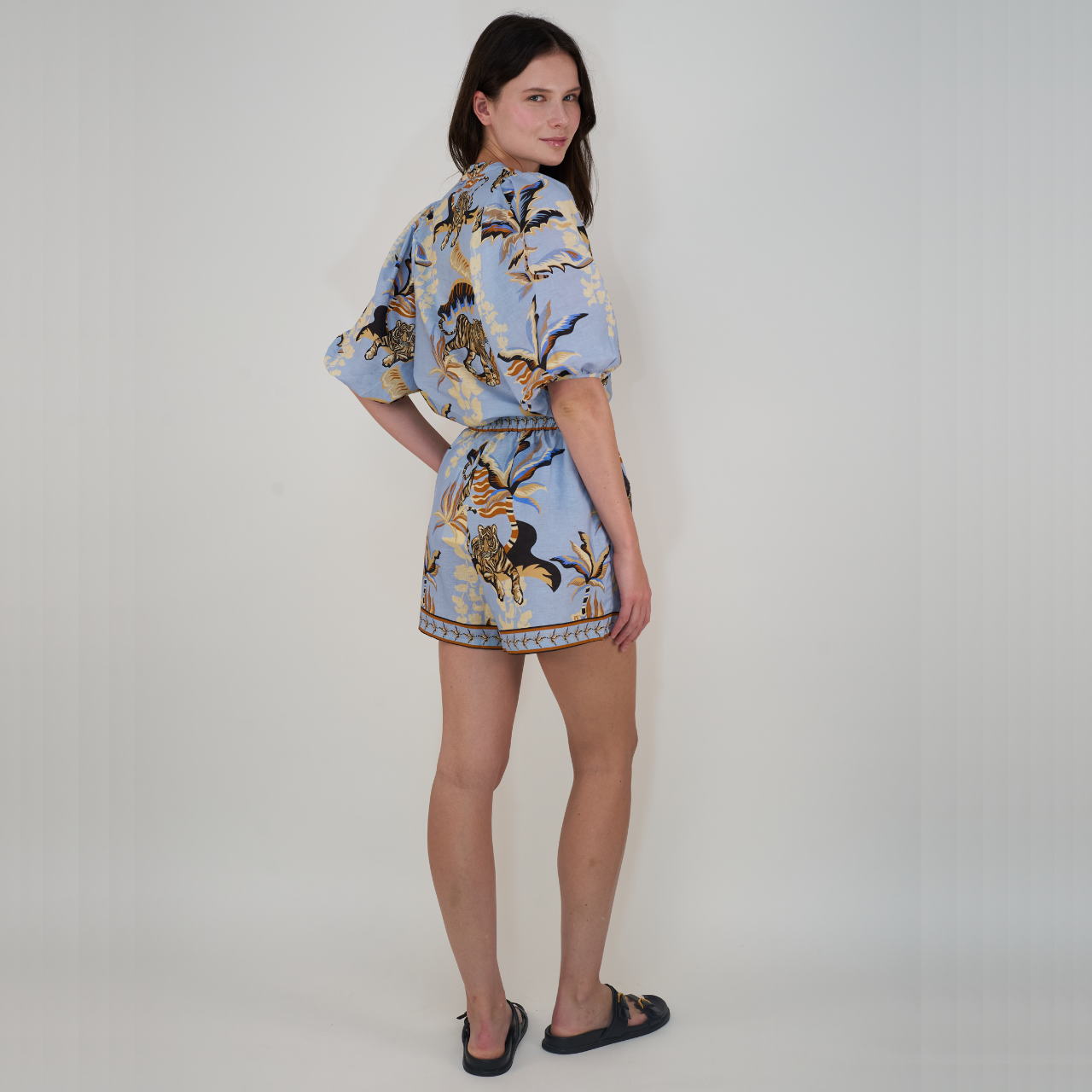 Bali Tiger Light Blue Short