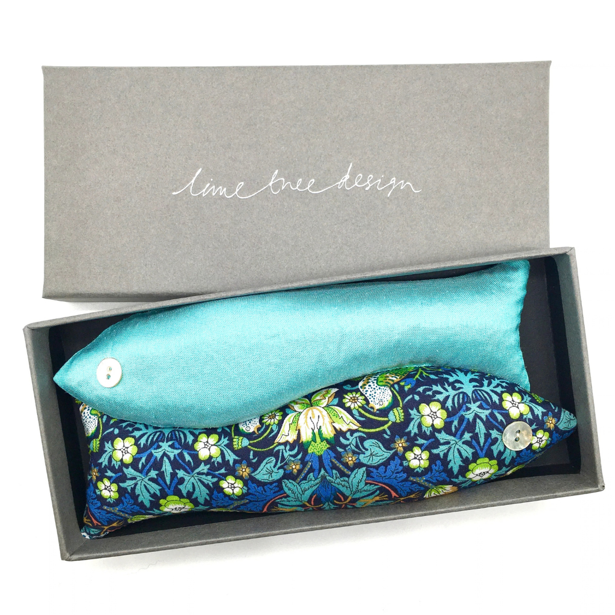 Box of 2 Lavender Fish in Strawberry Thief Turquoise