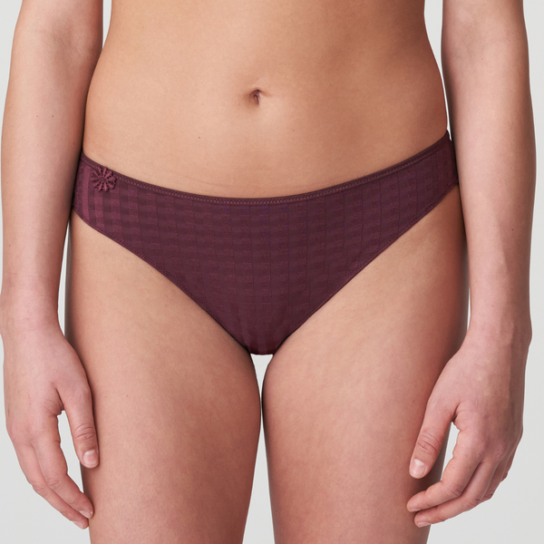 Avero Brief in Wine