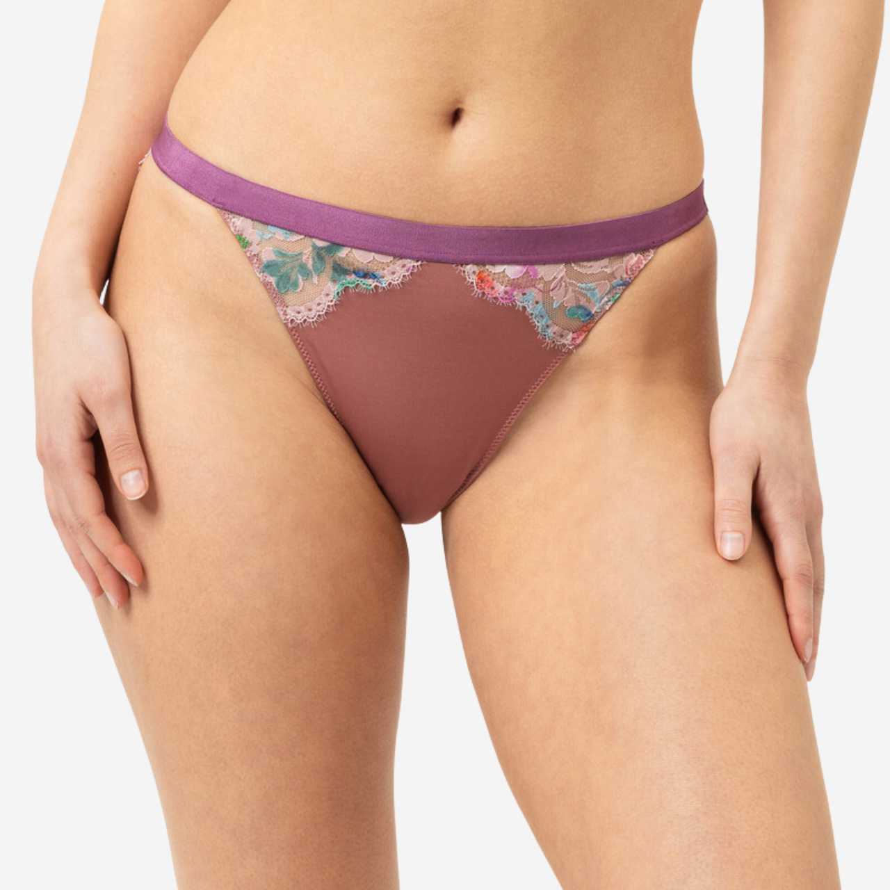 Serie Poetry Vogue Tanga Brief in Java