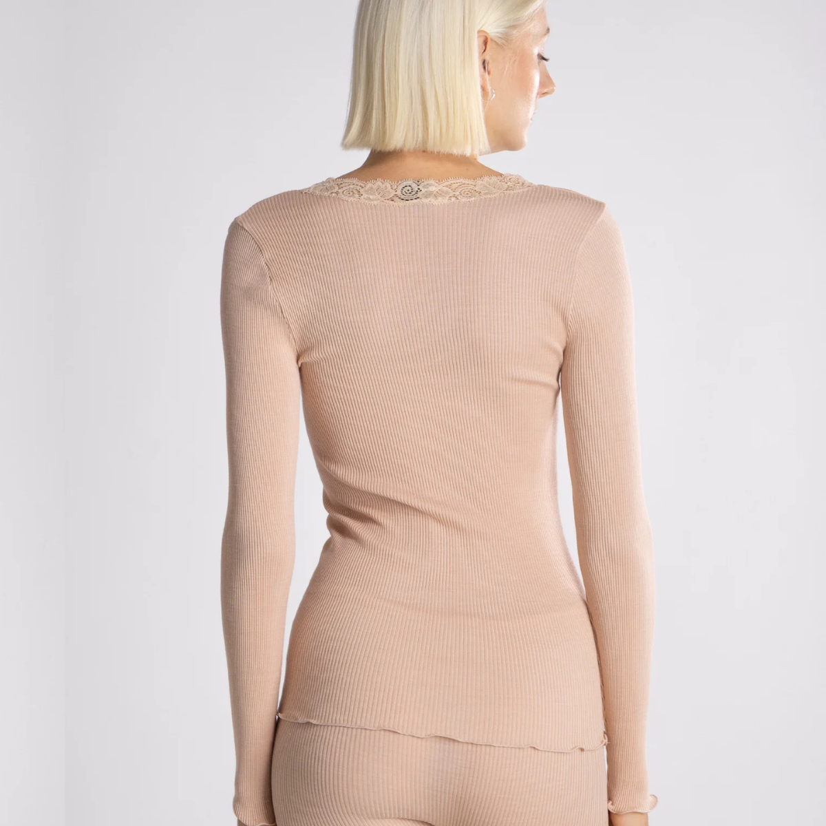 Long-sleeved Top in Wool and Silk with Leavers Lace