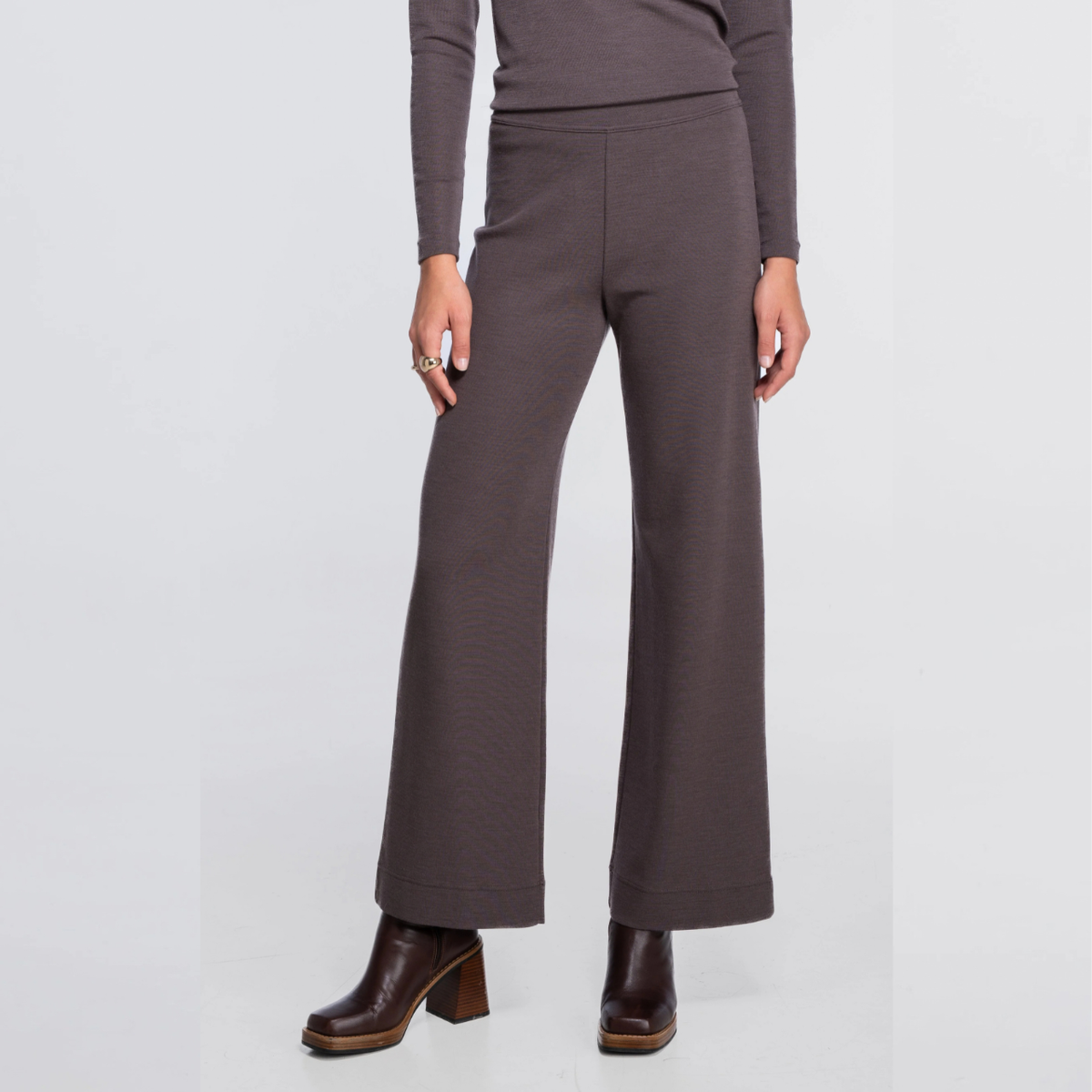 Wide-Leg Wool and Silk Trousers in Taupe