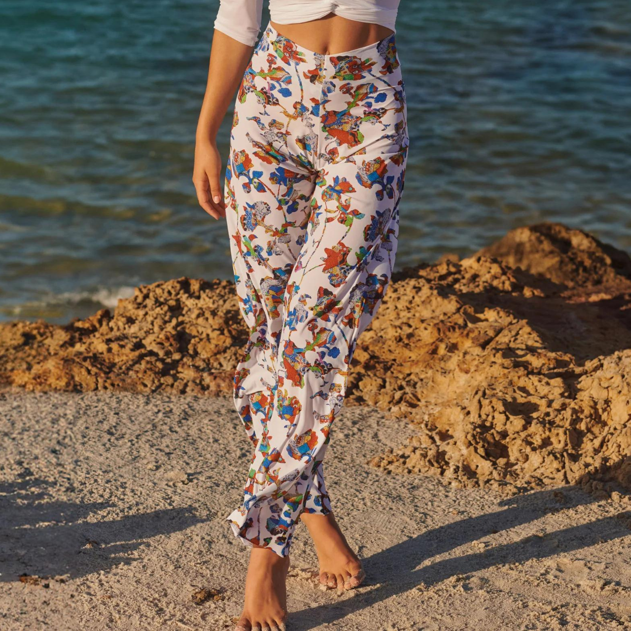 Myla Trouser in Wonderland Print