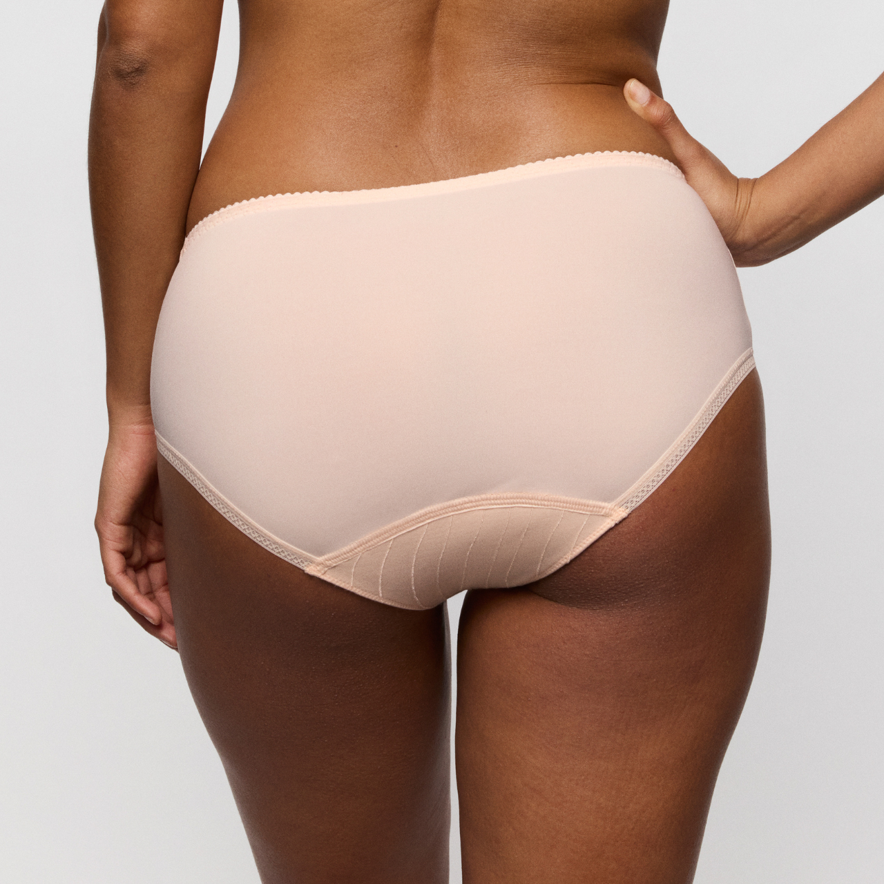 Deauville Full Brief in Venus