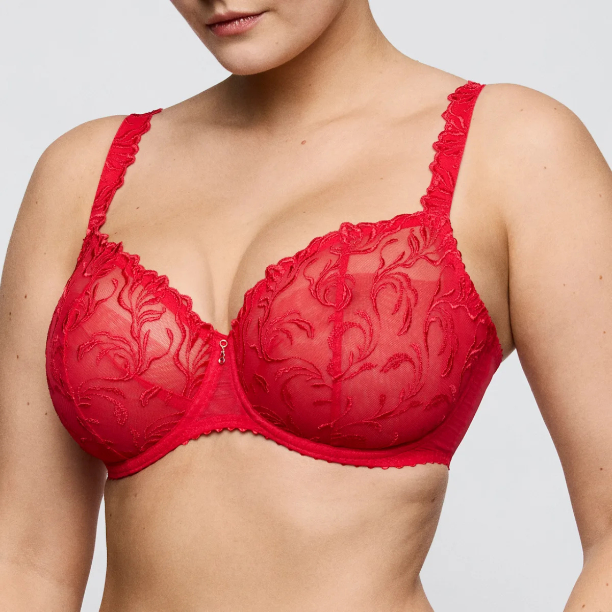 Solisse Balcony Bra Vertical Seam in True Red