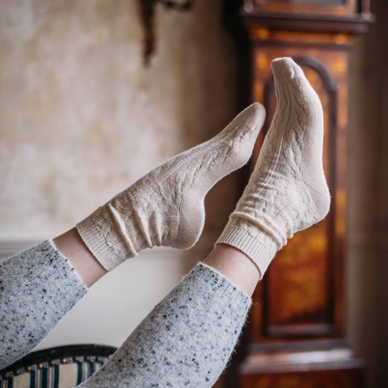 Cashmere Cable Bed-Socks