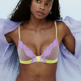 Sarda Bremer Plunge Bra In Makeup