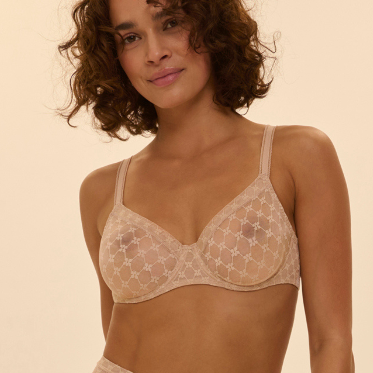 Plume Moulded Plunge Bra in Peau Rose