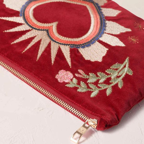 Sacred Heart Rouge Everyday Pouch