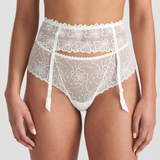 Jane Suspender Belt in Natural