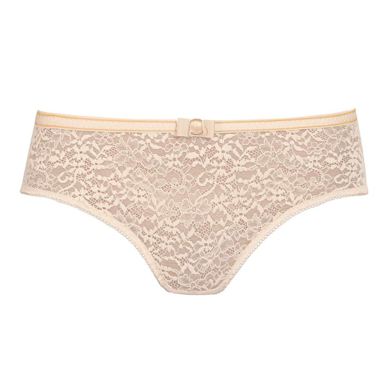 Allure Shorty in Amande