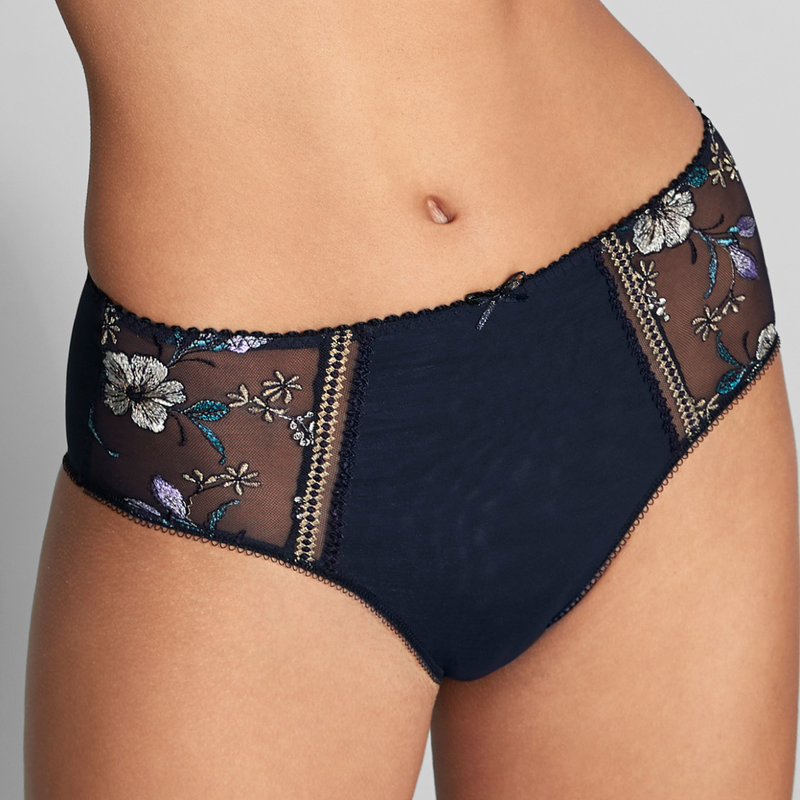 Lauren Deep Brief in Nuit Magique