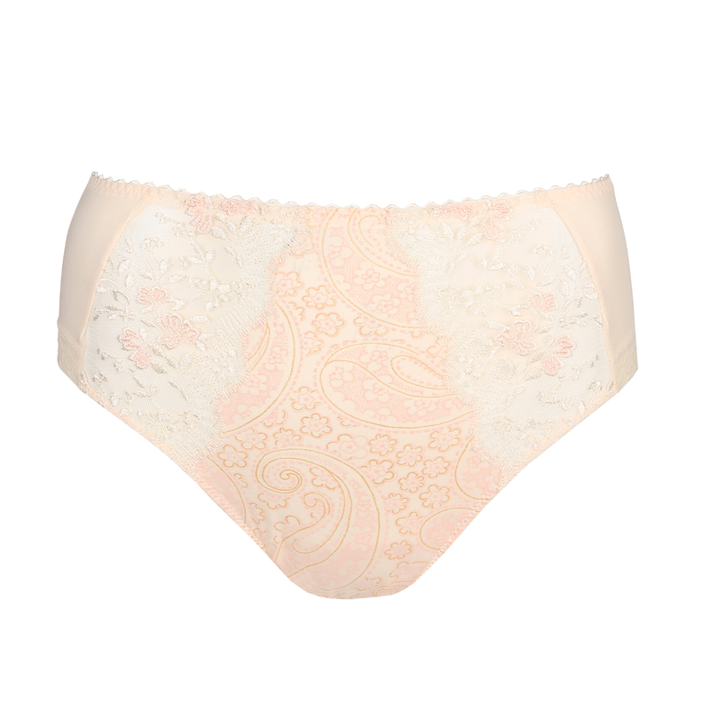 Gythia Full Brief in Geisha