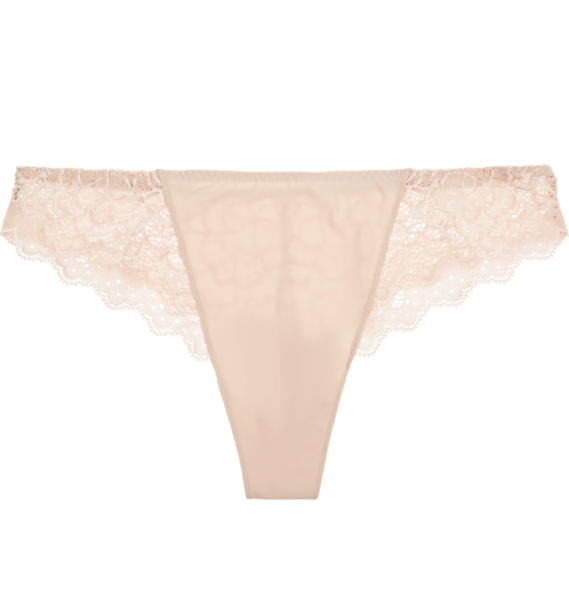 Simone Perele, Caresse, thong, italian tanga, beige, peau rose, flat lace on sides at the front and all on the back, Caroline Randell.